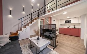 D37 - Dohany Street Urban Suite - Best Location By Bqa
